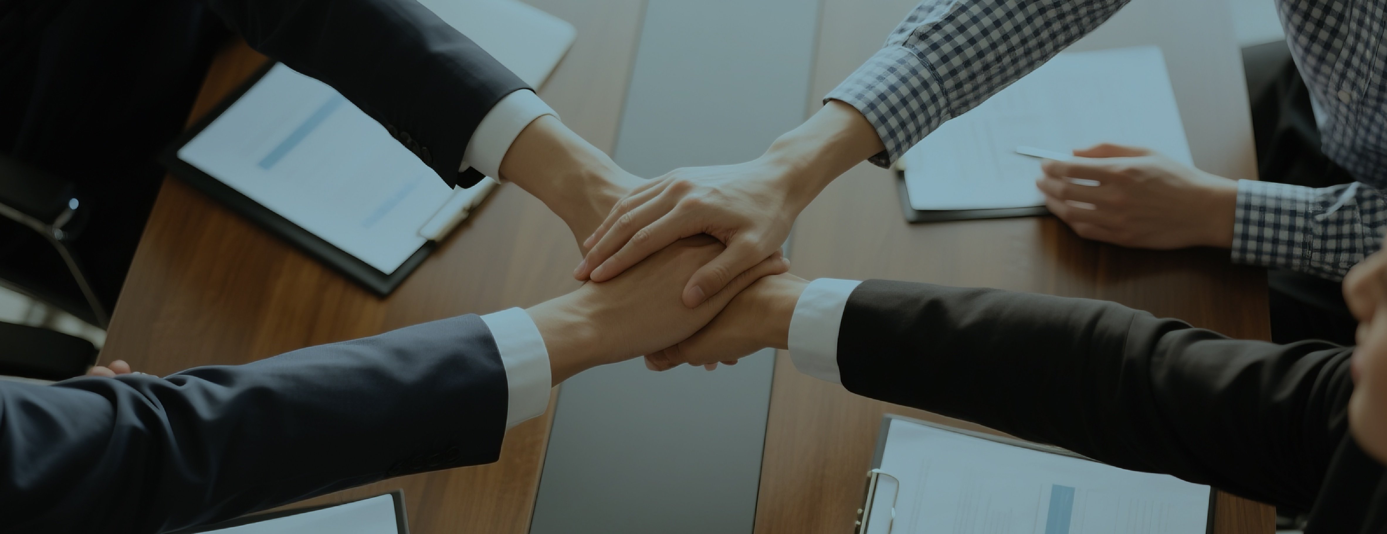 德邁科電氣-輪播圖